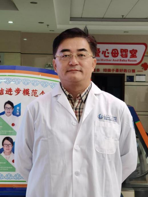 李健.png